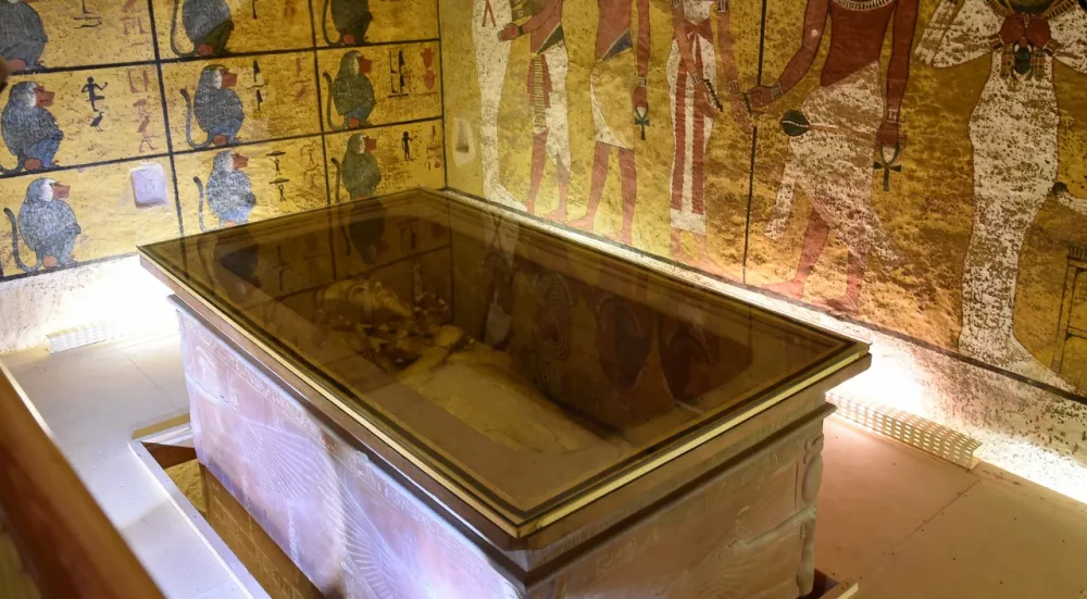 Миф о проклятии Тутанхамона удалось развеять: ученые выяснили причину смерти первооткрывателей гробницы