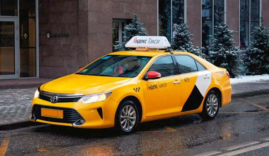 Найден необычный способ получить 300 р. от «Яндекса» — нужно похвалить таксиста