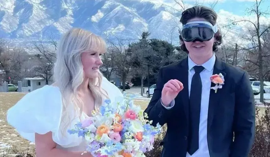 Жених пришел на свадьбу в гарнитуре Apple Vision Pro. Невеста была в шоке, потому как ее он заменил на Тейлор Свифт