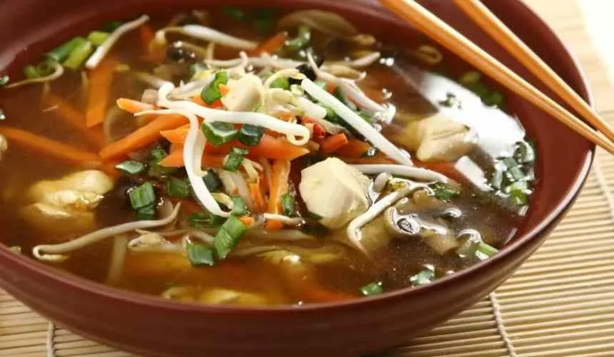 По мнению диетологов, азиатские супы обладают способностью вызывать зависимость у людей